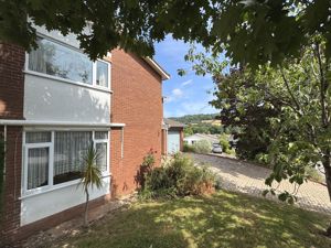 Photo 21- click for photo gallery